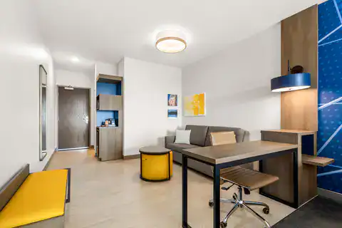 2 Queen Beds, Sofa Bed Room 2 